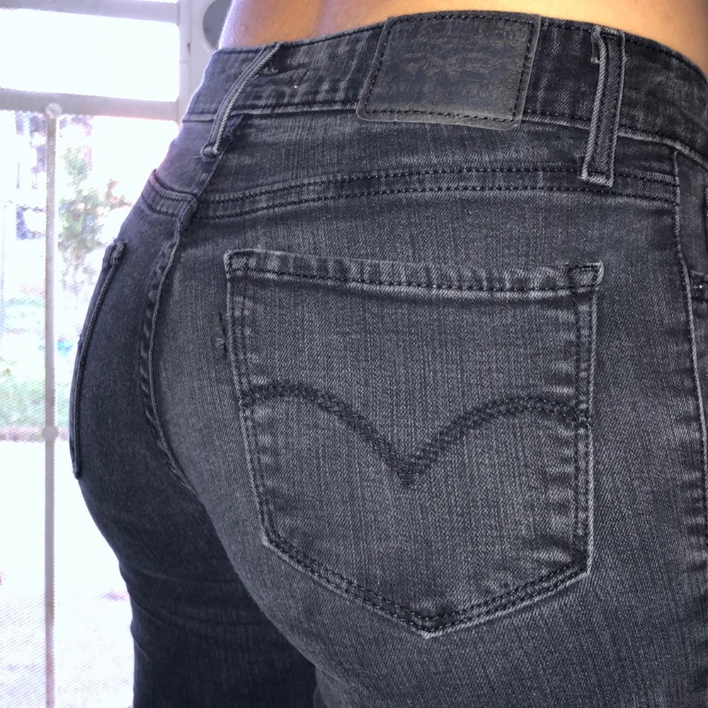 Levi’s Cutoffs - Picture 7 of 8